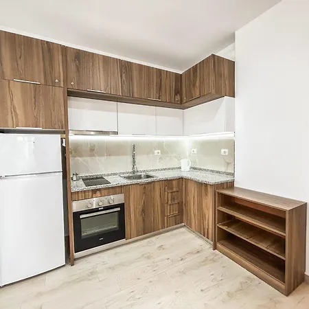 Apartment Royal Tide Golem (Tirana)