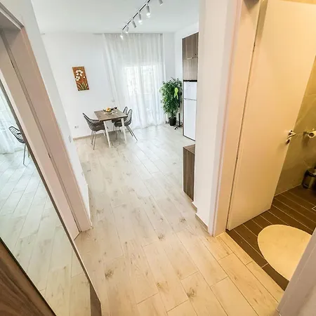 Royal Tide Apartment Golem (Tirana)
